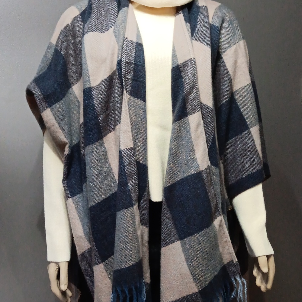 Plaid Shawl with Fringe